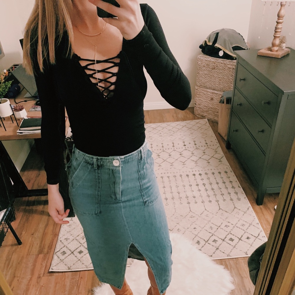 Free People black top!